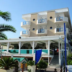 https://hotel-vienna.riccione-hotels.org